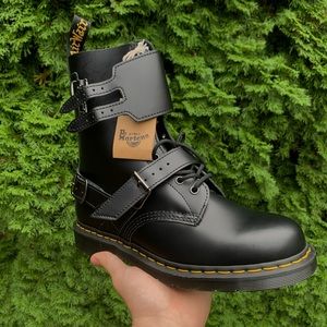 Dr. Martens | Shoes | Dr Martens 49 Joska Leather Combat Boots Size 10 |  Poshmark